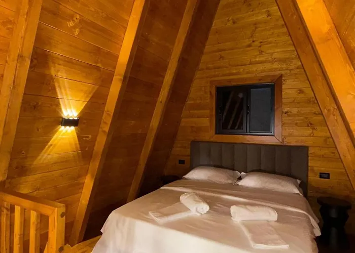 Azalea 2, Cozy Wooden Tirana